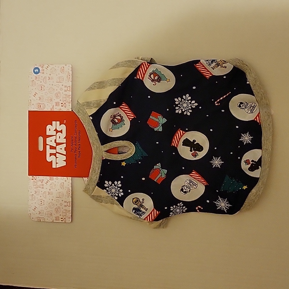 NWT: Disney Parks STAR WARS Christmas Pet Dog Shirt